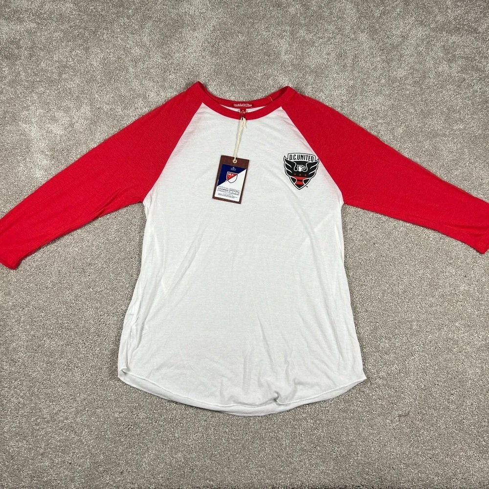 Mitchell & Ness Womens Size S White Red D.C.United MLS Soccer Raglan Shirt‎ NWT